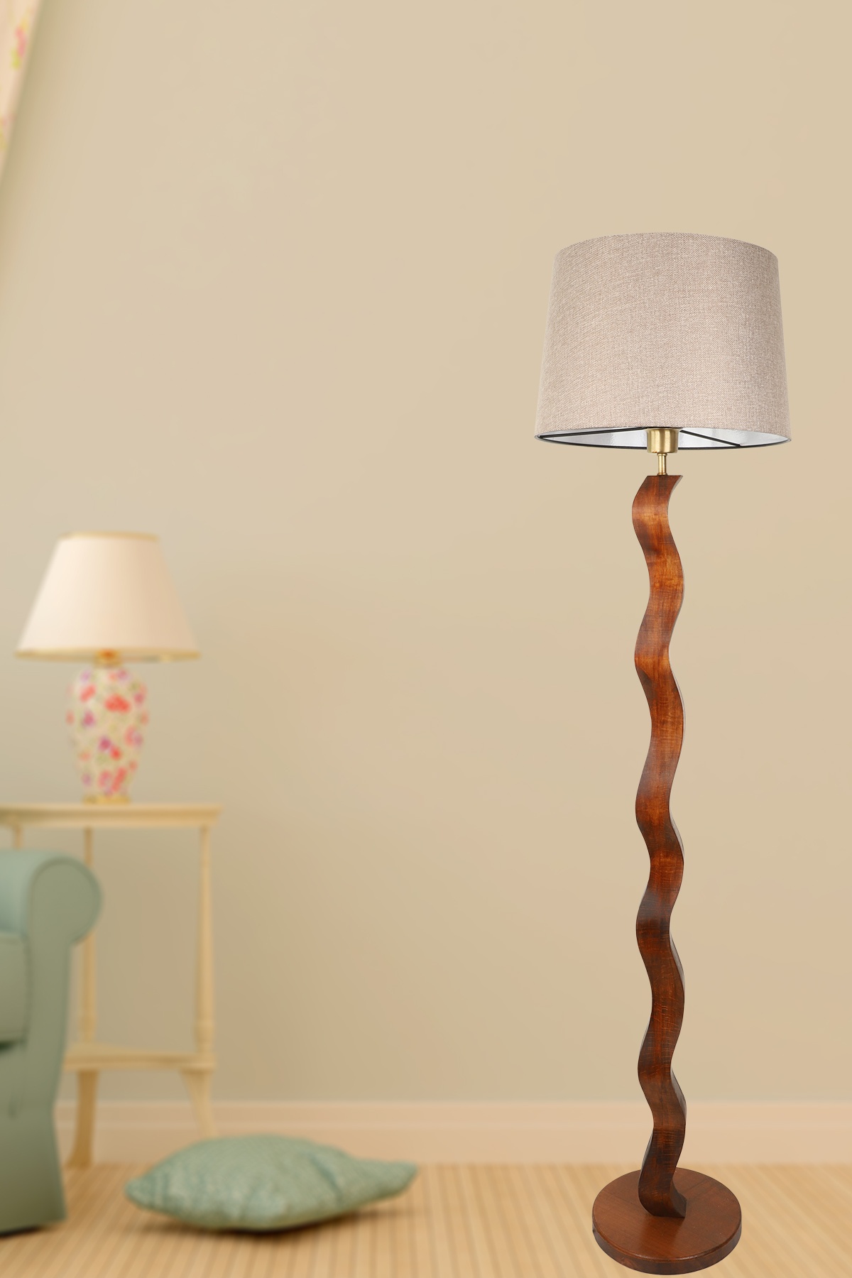 Solen Ahşap Lambader No:05 Hasır Şapka