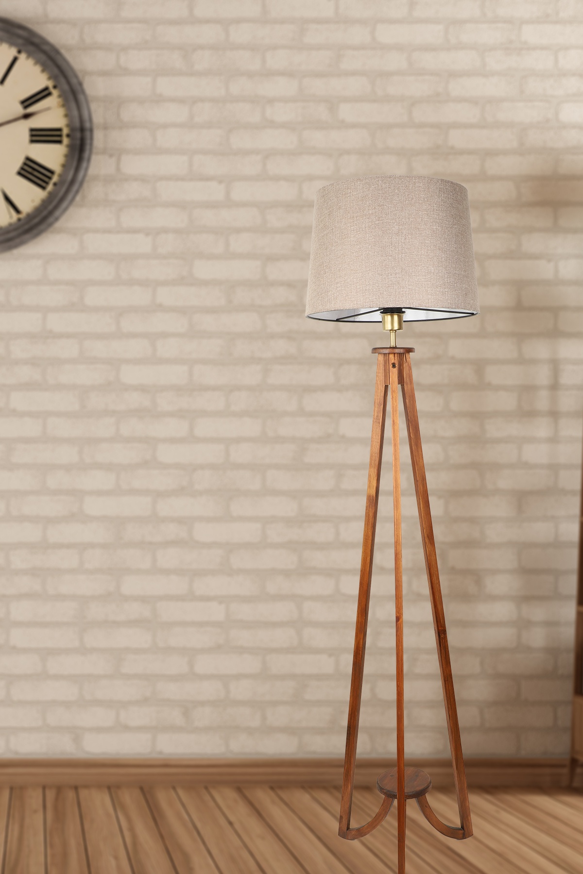 Solen Ahşap Lambader No:02 Hasır Şapka