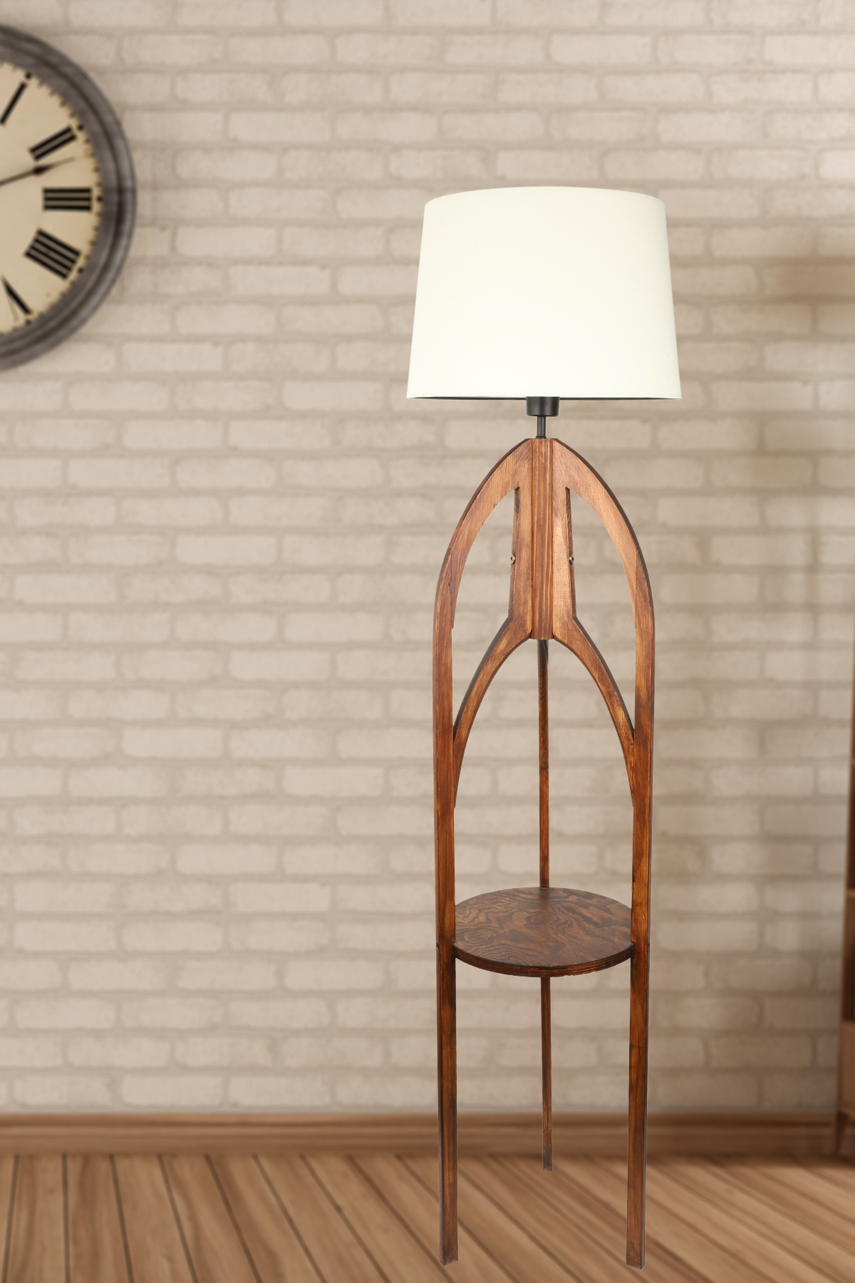 Solen Ahşap Lambader No:01 Krem Şapka